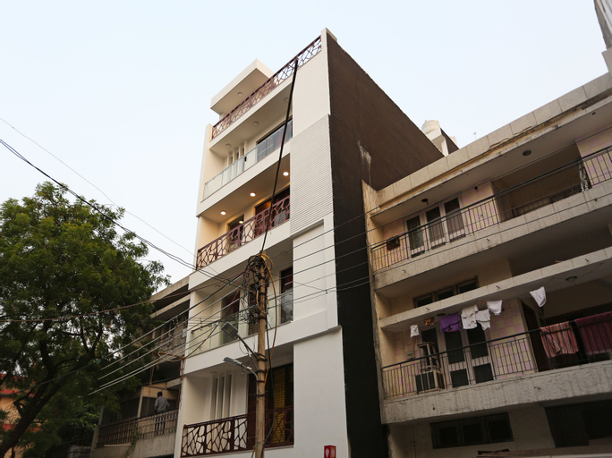OYO Flagship 512 Deer Park, West