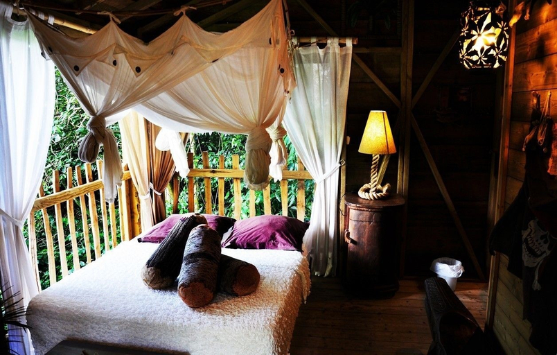 Bedroom 4, west indies cottage, Pointe-Noire