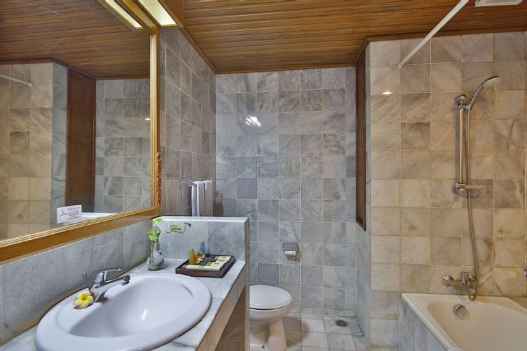 The Jayakarta Lombok Beach Resort & Spa Senggigi, Lombok