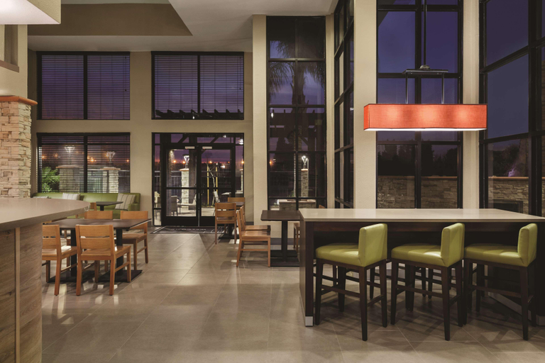 Food & Drinks 5, Country Inn & Suites By Radisson, Bakersfield, Ca, Kern