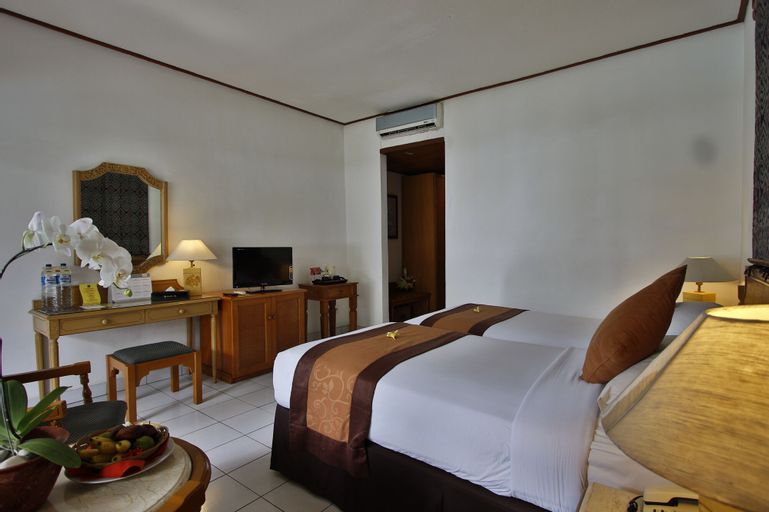 The Jayakarta Lombok Beach Resort & Spa Senggigi, Lombok