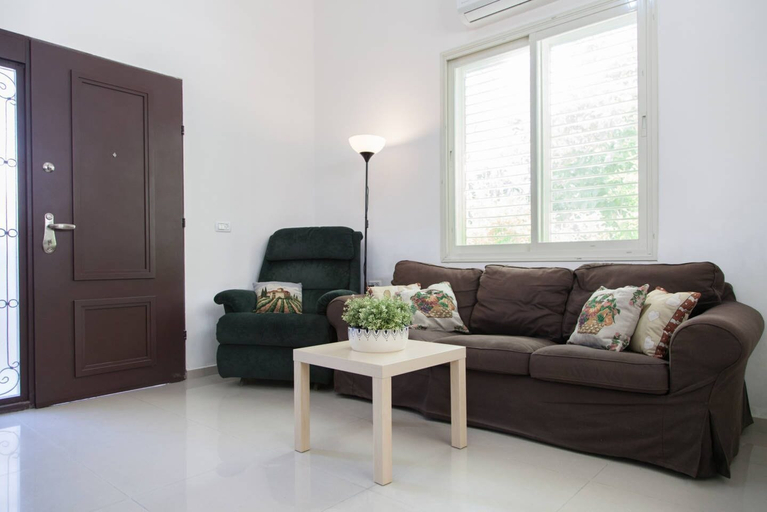 Others 4, Rambam Apartments