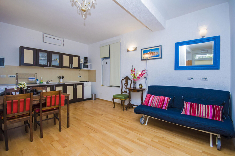 Public Area 3, Apartments Daria 206, Rovinj