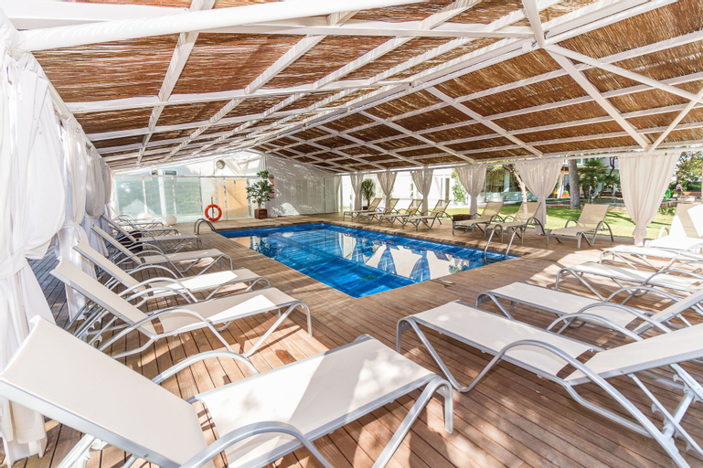 Eix Alzinar Mar Suites Adults Only, Baleares