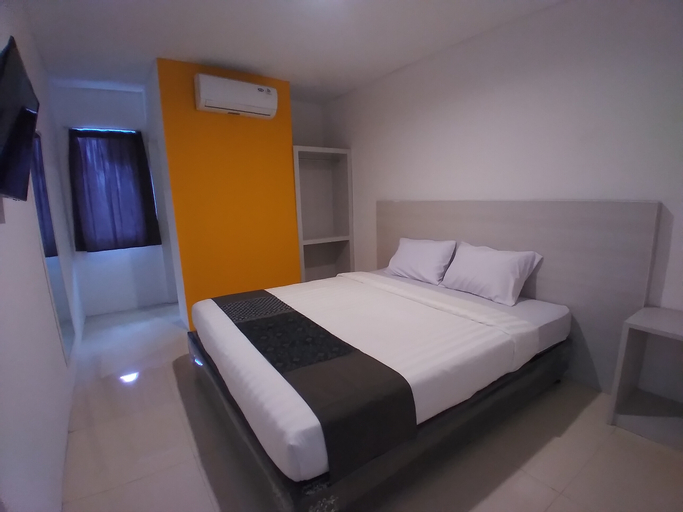 LG Hotel, Jember