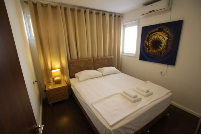 Bedroom 5, Arendalzrail Apartment - Hertsel St. 4