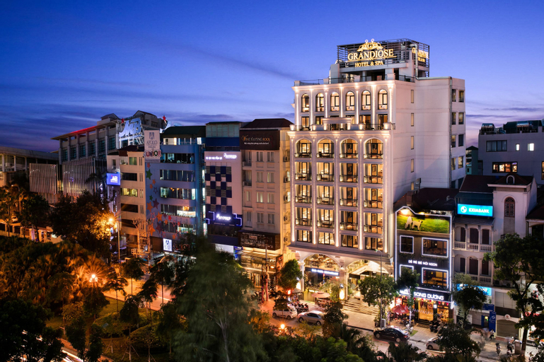 Grandiose Hotel & Spa, Ba Đình
