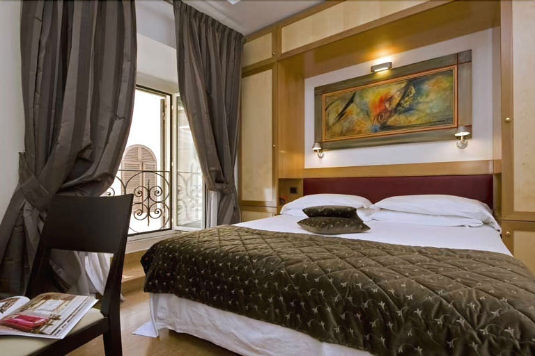 Bedroom 3, De Petris, Roma