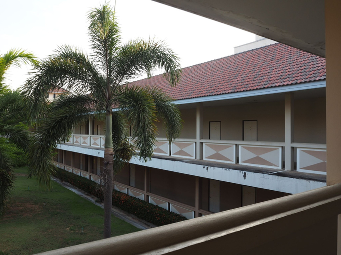 Exterior & Views 2, Chaiyaphum Park Hotel, Muang Chaiyaphum