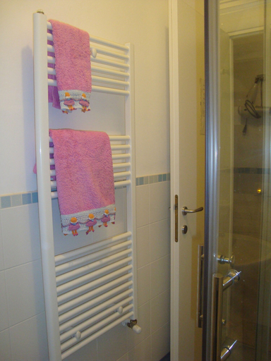 Bathroom 4, Daysin Apartment, Palermo