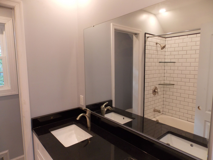 Bathroom 4, The House of CROY, Alexandria