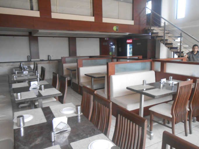 Food & Drinks, Hotel Balaji Inn, Nashik