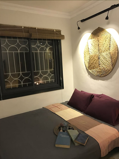 Others 5, Chez Annie, Hoàn Kiếm