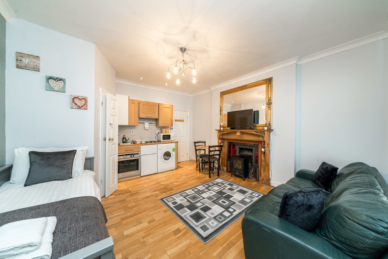 Others 5, Luxury Studio Apart Piccadilly Circus, London
