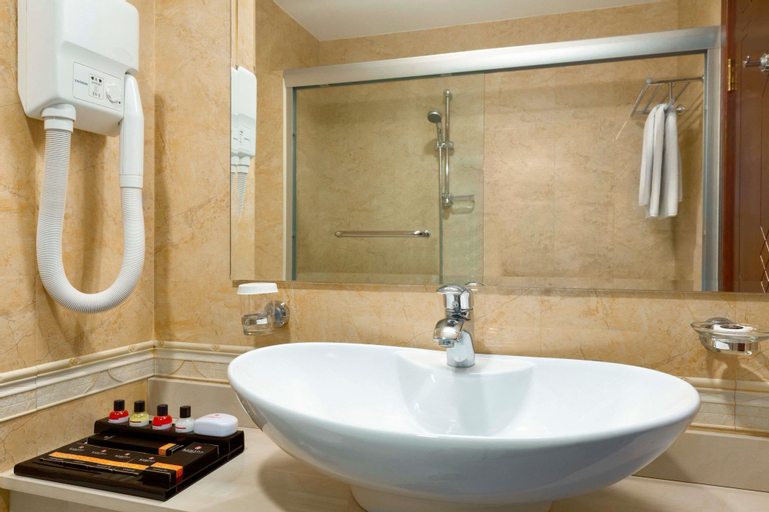 Ramada Plaza Gence, Gəncə
