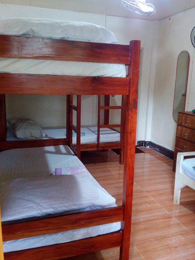 Bedroom 4, Emok's Guest House - Hostel, Moalboal