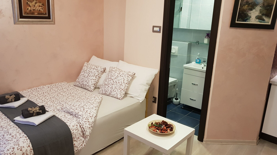 Bedroom 2, Belgrade EYE Apartment, Belgrade