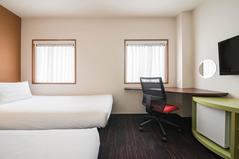 Bedroom 16