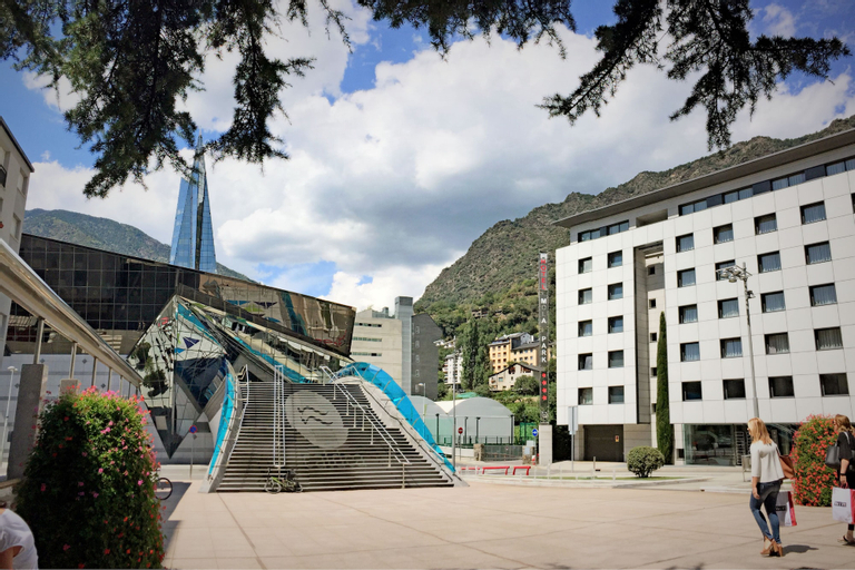 Mola Park Atiram Hotel,