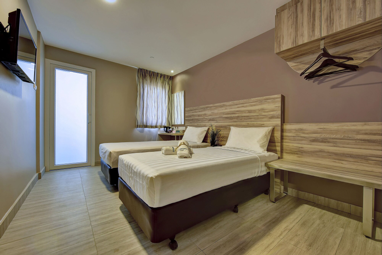 Bedroom 13