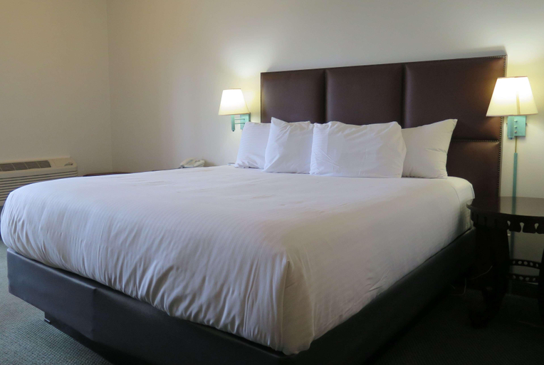 Bedroom 3, Art Hotel Laguna Beach,TrademarkCollection by Wynd, Orange