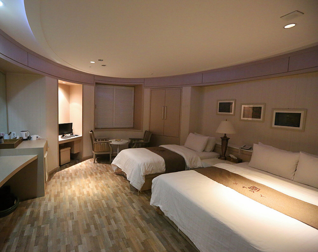 Bucheon Hotel, Gyeyang