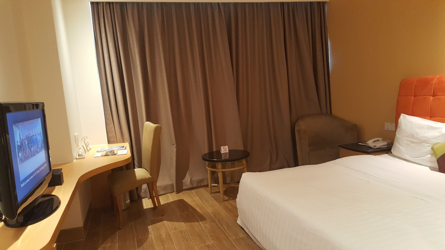 Bedroom 25