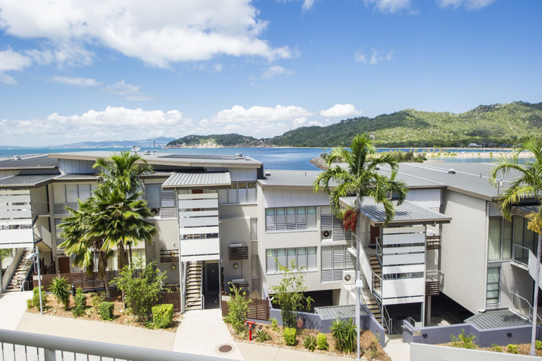 Exterior & Views, 1 Bright Point Apartment 1405, Magnetic Island