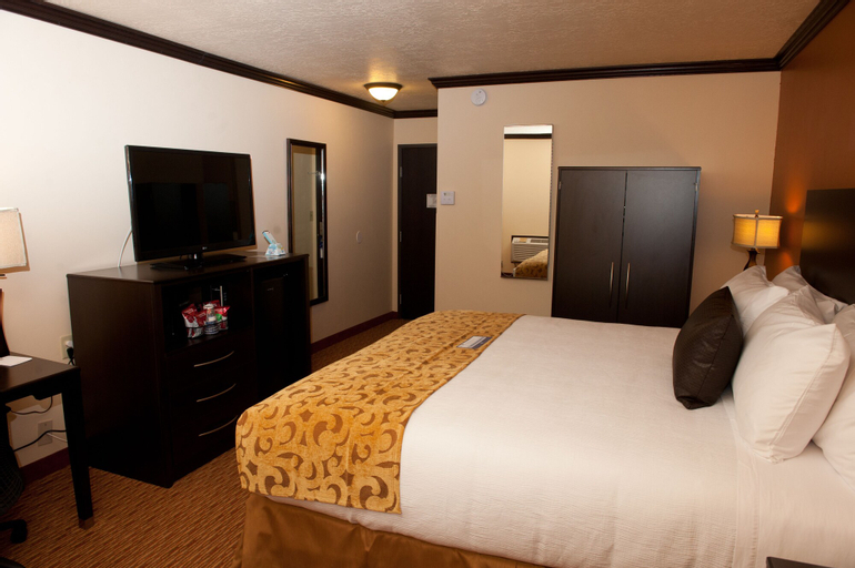 Bedroom 15