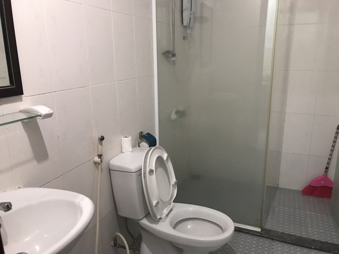 Bathroom, Nancy Sweet Apartment, Vũng Tàu
