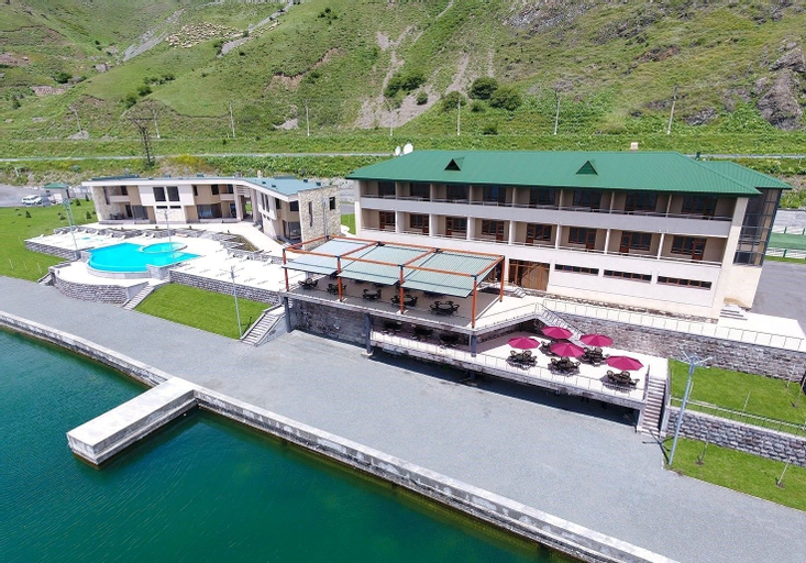 Sevan Up Inn,