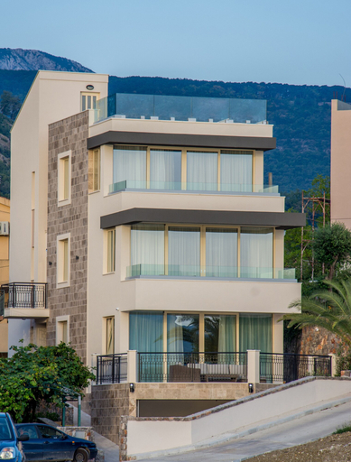 Exterior & Views 2, Kaliman Villa Lux