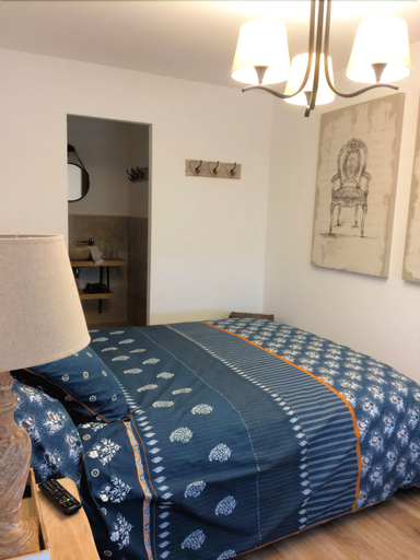 Bedroom 3, Au Charmant Des Vignes, Gironde