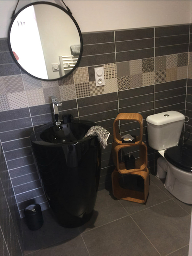 Bathroom 4, Au Charmant Des Vignes, Gironde