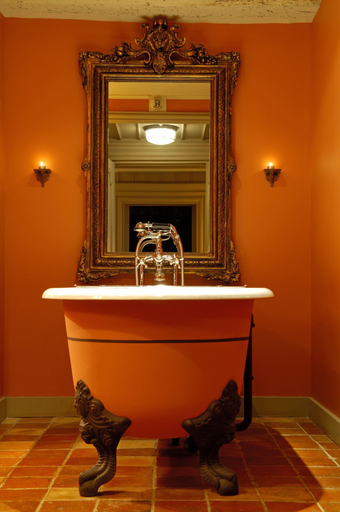 Bathroom 5, Relais et Chateaux Michel Trama, Lot-et-Garonne