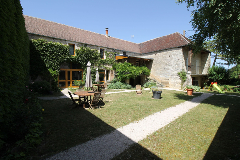 Exterior & Views 2, La Ferme du Cerf Bleu, Yonne