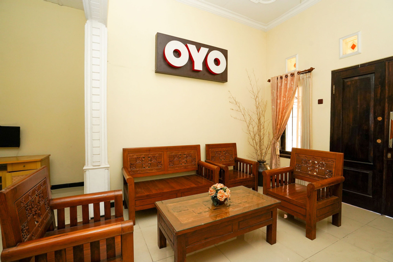 OYO 1087 Homestay Potato House, Probolinggo