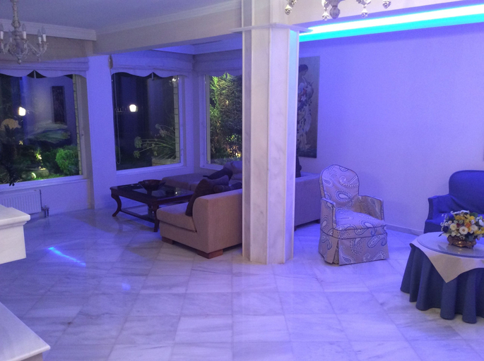 Others 5, Villa Saronikos, Attica