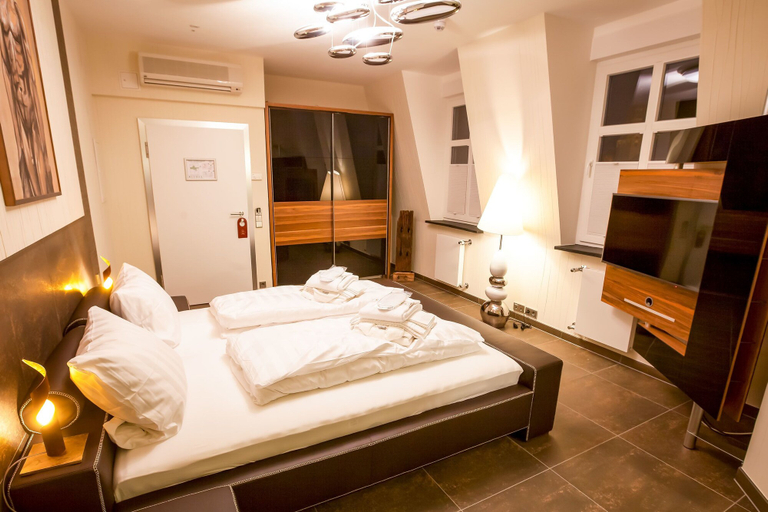 Bedroom 3, Aragon-Hotel-Garni, Stendal