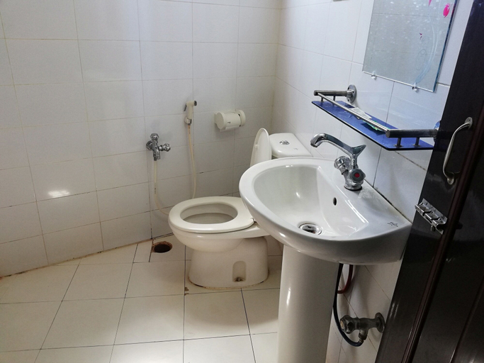 Bathroom 5, Hotel Syl View, Sylhet