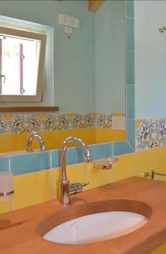 Bathroom 4, Malga Zebari, Verona