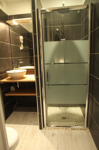 Public Area 3, Hotel-Spa-Piscine Le Petit Castel Beuzeville-Honfleur, Eure