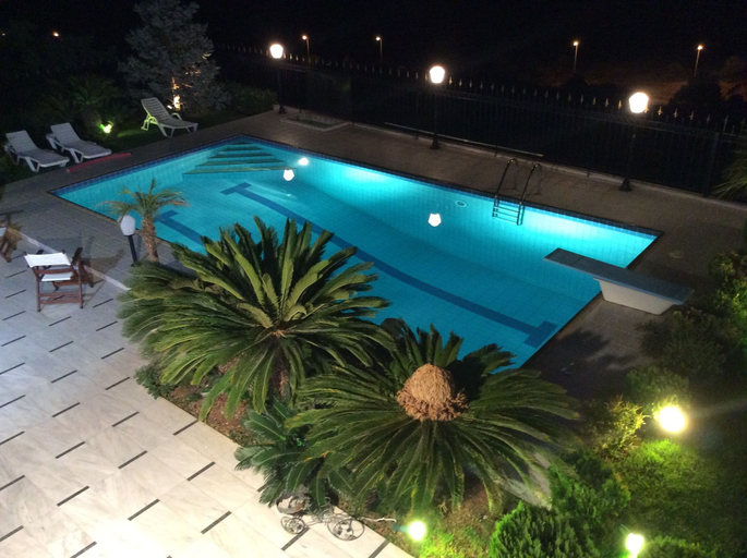 Sport & Beauty 1, Villa Saronikos, Attica