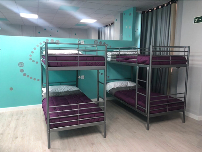 Bedroom 4, Albergue Augas Quentes - Hostel, Ourense