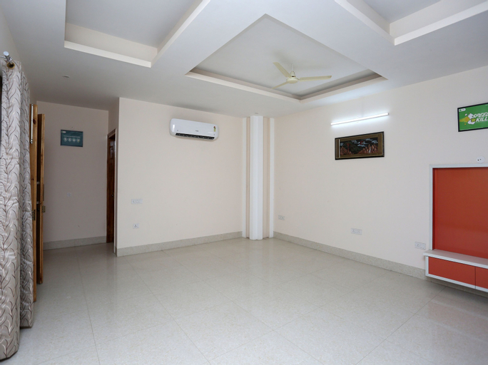 OYO 14444 JMK House, Gurgaon