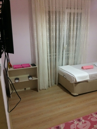 Galata Apart Otel, Merkez