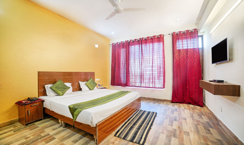 Treebo Trip Sswag 18, Gautam Buddha Nagar