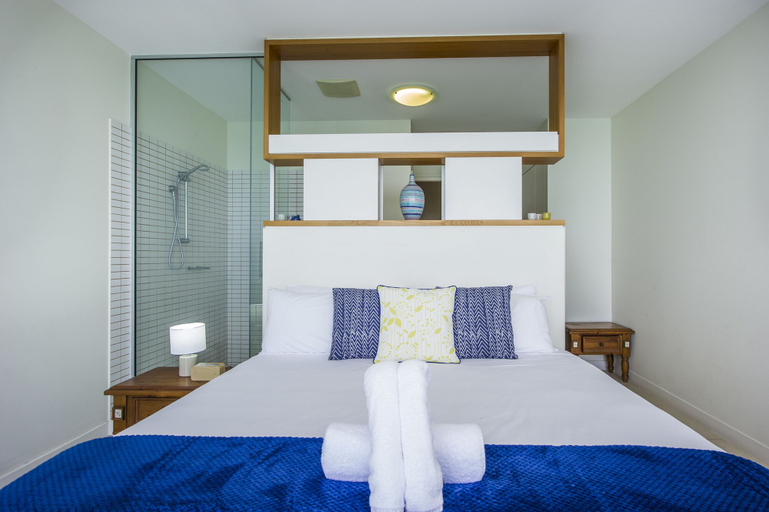 Bedroom 2, 1 Bright Point Apartment 4303, Magnetic Island