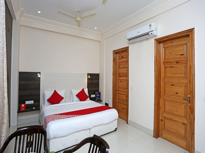 OYO 14444 JMK House, Gurgaon