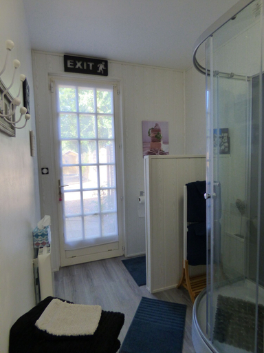 Bathroom 4, chambres d'hotes les Muscaris, Loiret